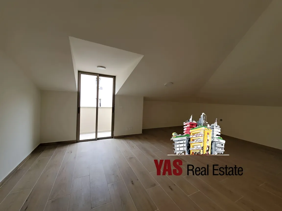 Apartment for Sale in Ballouneh