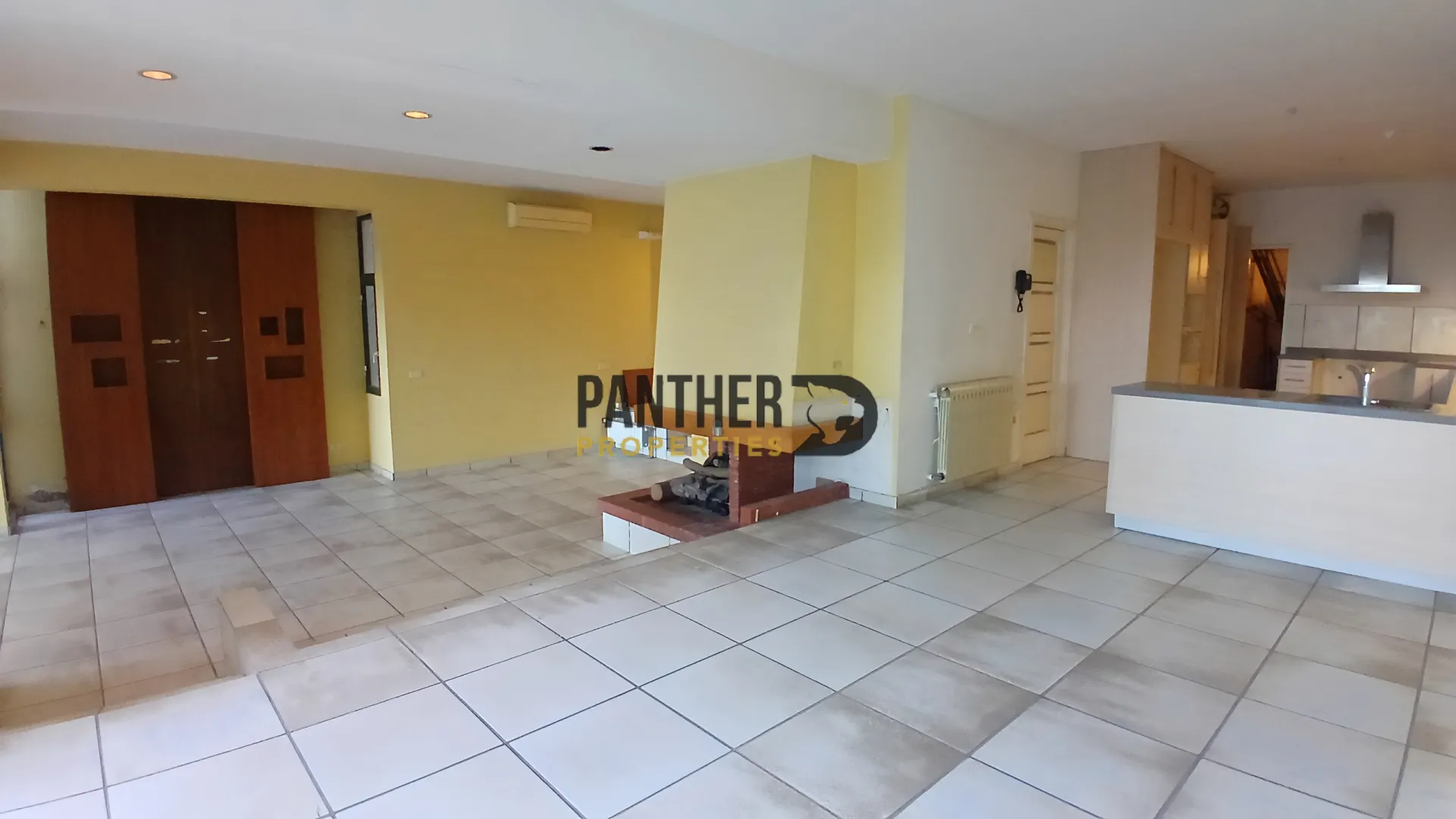 Villa for sale in Bsalim, Lebanon - 5 bed, 6.0 bath