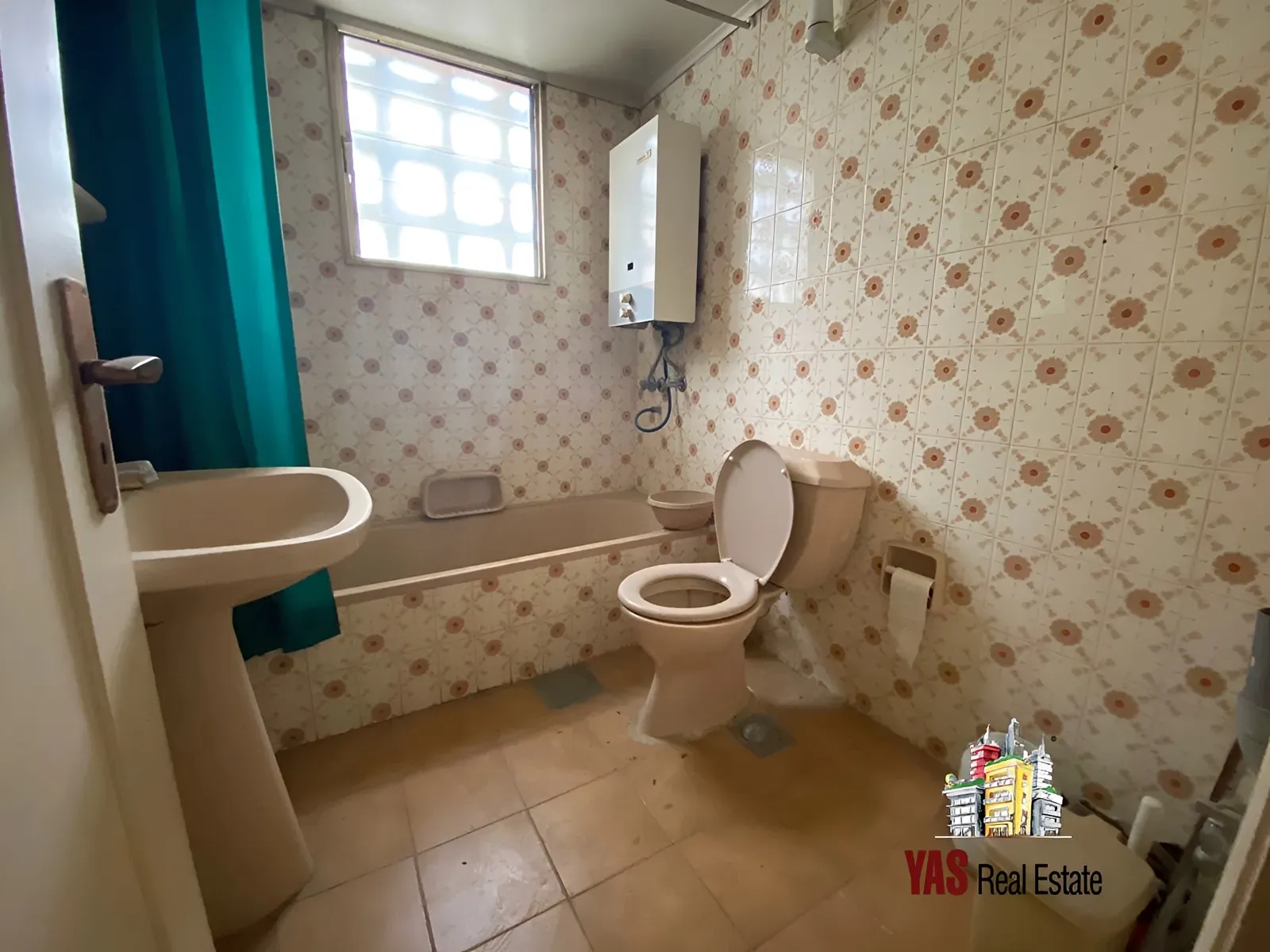 Apartment for Sale in Adonis
