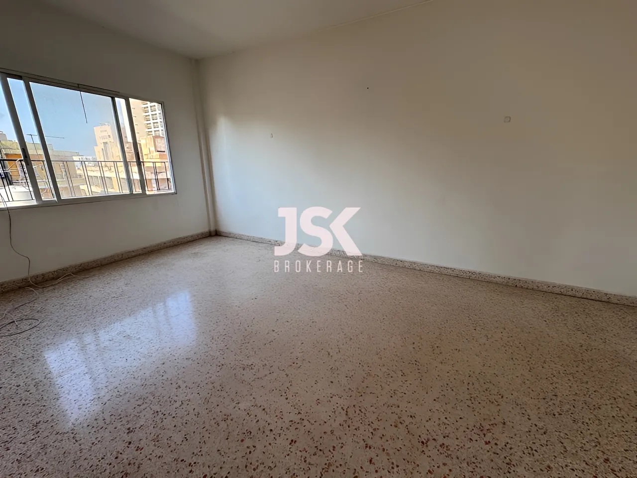 Apartment for Rent in Downtown - 4 bed