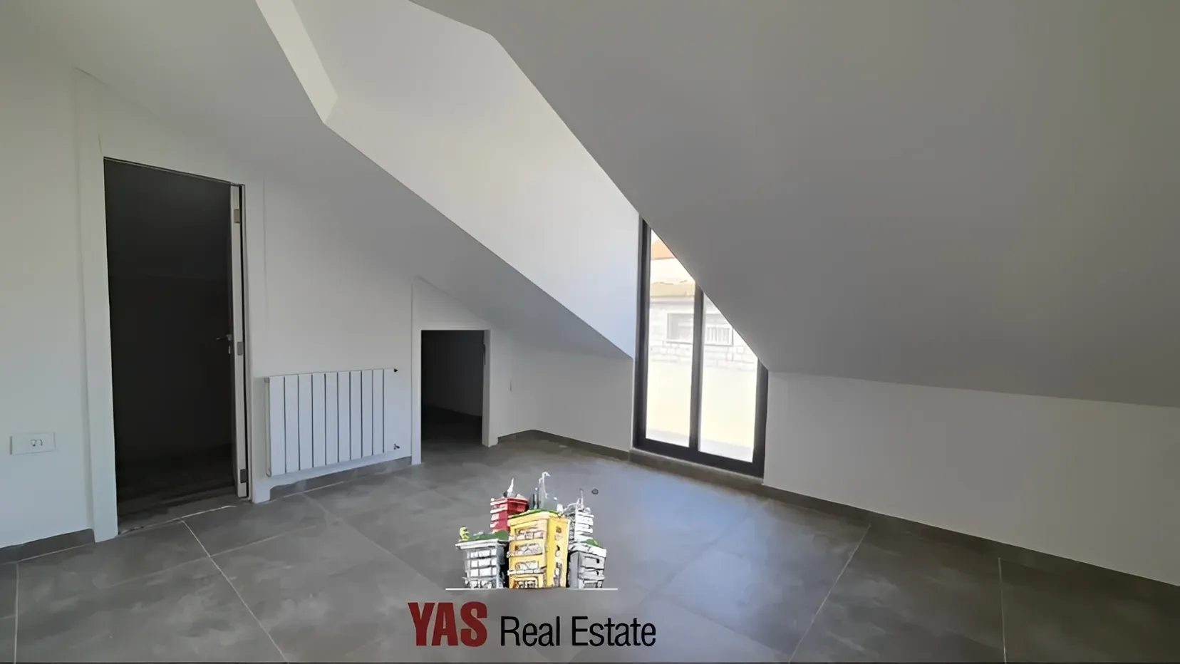 Apartment for Sale in Ajaltoun - 6 bed, 5 bath