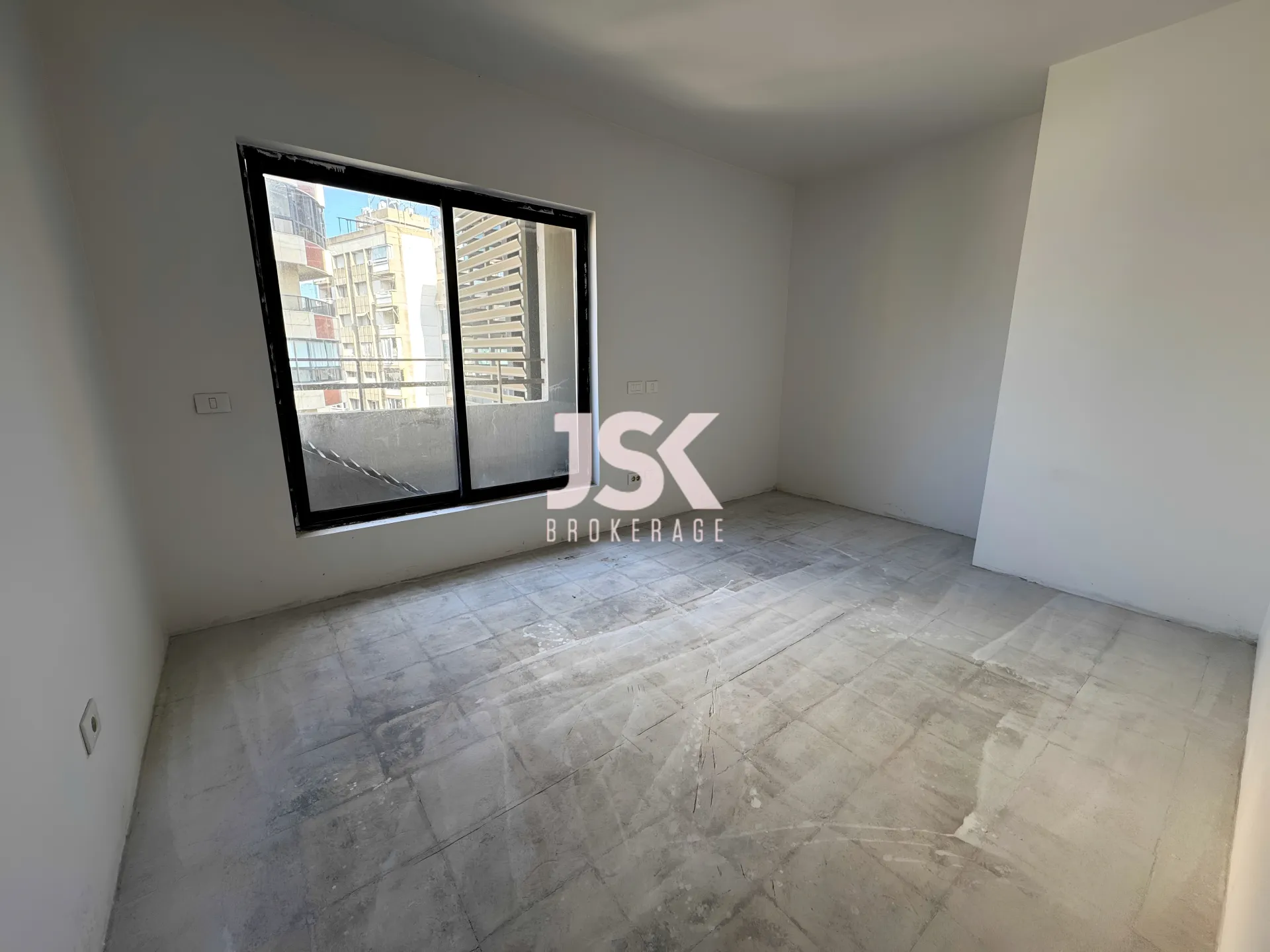 Apartment for Sale in Corniche el Mazraa, Beirut